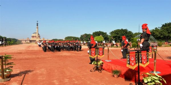 শনিবাৰে ৰাষ্ট্ৰপতি ভৱনত অনুষ্ঠিত হ’বলগীয়া ৰক্ষী ৰদ-বদল অনুষ্ঠান বাতিল