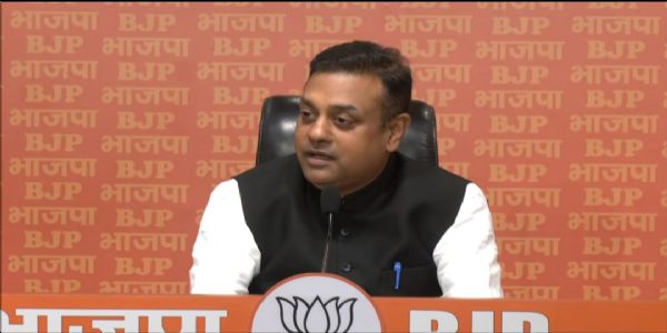 বৃহৎ শীৰ্ষ সন্মিলনৰ পূৰ্বে দেশৰ ভাবমূৰ্তি কলংকিত কৰাৰ চেষ্টাত ব্ৰতী হয় কংগ্ৰেছঃ বিজেপি