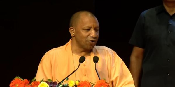 ইউ পিত যিয়ে ভগ্নী বা কন্যাক জোকাইছে যমৰাজে তেওঁৰ টিকট কটা নিশ্চিত: যোগী আদিত্যনাথ