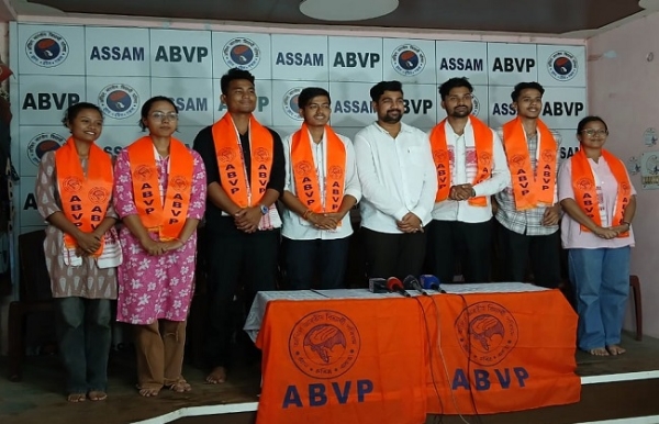 গুৱাহাটী বিশ্ববিদ্যালয় স্নাতকোত্তৰ ছাত্ৰ সন্থাৰ নিৰ্বাচনত বিজয়ী এ বি ভি পিৰ সমৰ্থিত প্ৰাৰ্থীক সম্বৰ্ধনা