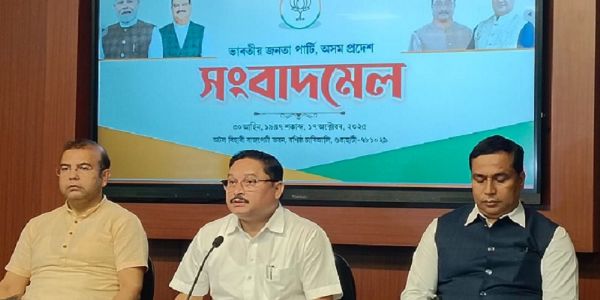 প্ৰাণৰ শিল্পী জুবিন গাৰ্গৰ ৰহস্যজনক মৃত্যুৰ তদন্তৰ বাবে গঠন কৰা এছআইটিয়ে পানী নসৰকাকৈ নিৰ্দ্ধাৰিত সময়ৰ পূৰ্বে এখন অভিযোগ নামা দাখিল কৰক -দিলীপ শইকীয়া