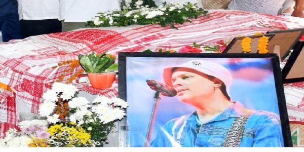 জুবিন গাৰ্গলৈ ৰাজ্যজুৰি শ্ৰদ্ধাঞ্জলি কংগ্ৰেছৰ