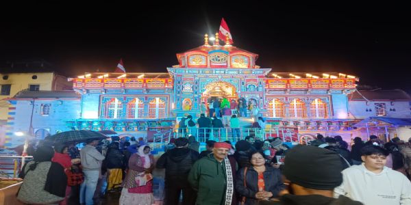 ২৩ নৱেম্বৰত কেদাৰনাথ আৰু ২৫ নৱেম্বৰৰ পৰা বদ্ৰীনাথৰ বন্ধ থাকিব দুৱাৰ