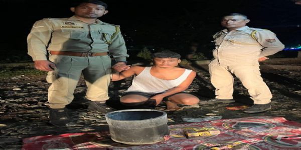 জুৱা খেল অনুষ্ঠিত কৰা এজন ব্যক্তিক গ্ৰেপ্তাৰ