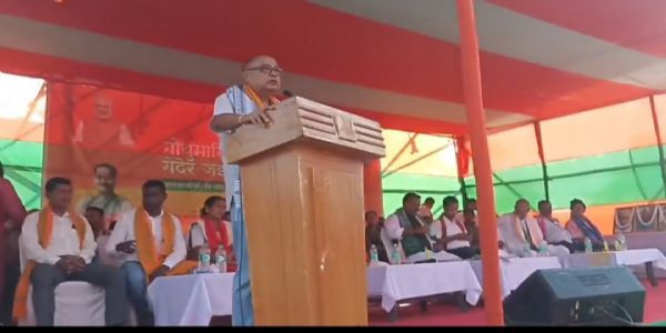 ঢেকীয়াজুলিৰ বাতাচীপুৰত বিজেপিৰ বৃহৎ যোগদান সভা
