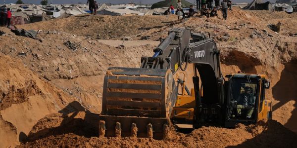 গাজাত হামাছৰ লক্ষ্যত ইজৰাইলৰ বোমা বৰ্ষণত নিহত ৩৩ জন লোক