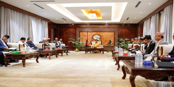 নেপালত আজি গুৰুত্বপূৰ্ণ নিৰ্বাচনী বৈঠক, প্ৰধানমন্ত্ৰী কাৰ্কীৰ প্ৰতিনিধিৰ সৈতে চৰ্চা