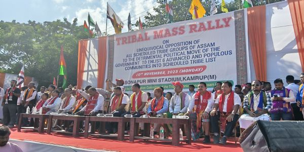 সোণাপুৰত ২৬ জনগোষ্ঠীয় সংগঠনৰ উত্তাল প্ৰতিবাদ