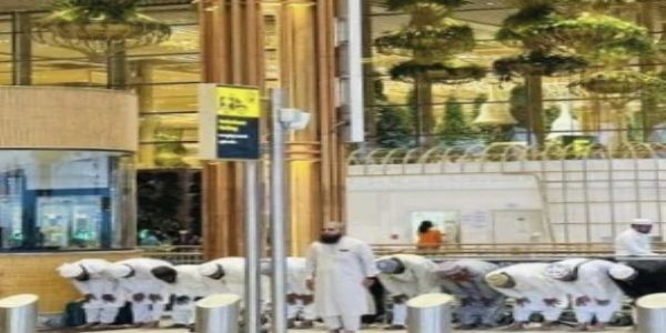 বেংগালুৰু বিমানবন্দৰত সমূহায়া নামাজক লৈ বিজেপিৰ অসন্তুষ্টি প্ৰকাশ, বিমানবন্দৰ প্ৰশাসন মৌন