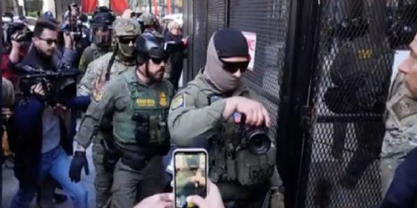 উত্তৰ কেৰ’লিনাৰ চাৰ্লটত অবৈধ অনুপ্ৰৱেশকাৰীৰ বিৰুদ্ধে অভিযান আৰম্ভ