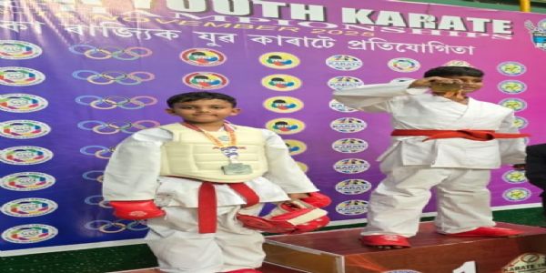 ত্ৰয়োদশ অসম ৰাজ্যিক যুৱ কাৰাটে প্ৰতিযোগিতাত তেজপুৰৰ দুই ভাতৃৰ ৰূপৰ পদক অৰ্জন