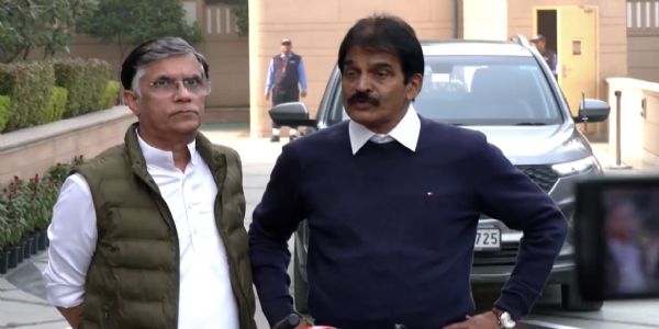 দিল্লীৰ ৰামলীলা ময়দানত এছআইআৰৰ বিৰুদ্ধে কংগ্ৰেছৰ ৰেলী