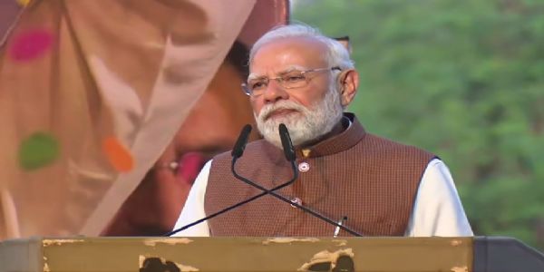 প্ৰধানমন্ত্ৰী মোদীৰ আজি অন্ধ্ৰপ্ৰদেশ আৰু তামিলনাডু ভ্ৰমণ, প্ৰথমে শ্ৰী সত্য সাই বাবাৰ মহাসমাধি দৰ্শন