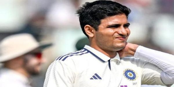 দলটোৰ সৈতে গুৱাহাটীলৈ যাত্ৰা শুভমন গিল, দ্বিতীয়খন টেষ্টত তেওঁৰ অংশগ্ৰহণ অনিশ্চিত