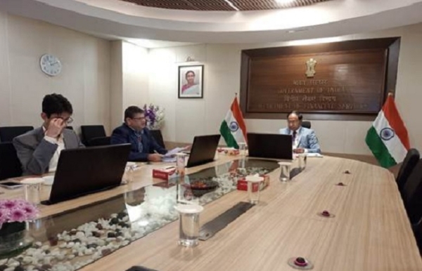 अंतर विभागीय समन्वय समिति की बैठक की अध्‍यक्षता करते एम. नागराजू