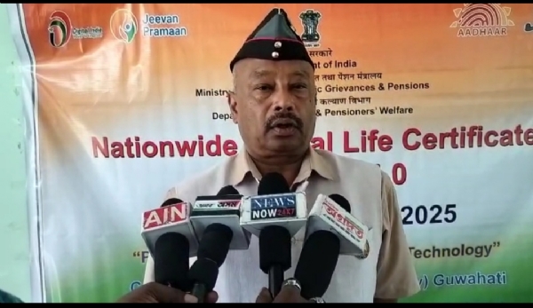 যোৰহাটৰ জিলা সৈনিক কল্যাণ কাৰ্যালয়ৰ সৈনিক ভৱনত  আজি দিন যোৰা কাৰ্যসূচীৰে প্ৰতিৰক্ষা একাউণ্ট নিয়ন্ত্ৰক গুৱাহাটীৰ SPARSH (System for Pension Administration Raksha) আউটৰিচ কাৰ্যসূচী অনুষ্ঠিত হয়।