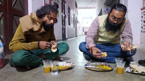 आज़ाद पाण्डेय — “माँ के सपनों को साकार करने को जीवन समर्पित”