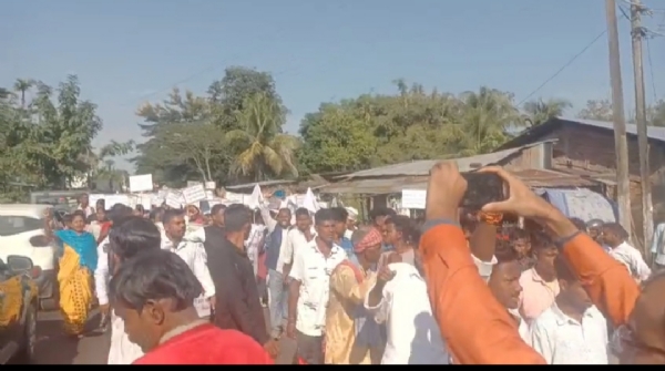 চৰাইদেউ চাহ বাগিছাত প্ৰতিবাদ সদৌ অসম আদিবাসী ছাত্র সন্থাৰ