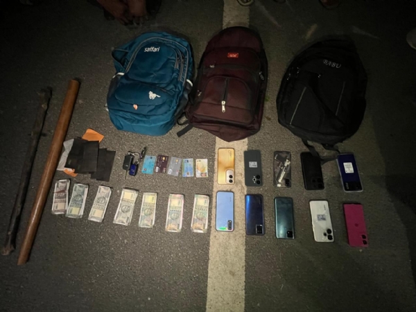 বশিষ্ঠ আৰক্ষীৰ ডকাইতৰ বিৰুদ্ধে বৃহৎ অভিযান বশিষ্ঠ আৰক্ষীৰ ডকাইতৰ বিৰুদ্ধে বৃহৎ অভিযান