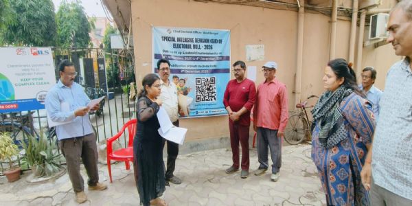 এছআইআৰৰ অধীনত গণনা আৰম্ভ, ৫১ কোটি ভোটাৰক পুনৰ তালিকাভুক্ত কৰিব আয়োগ