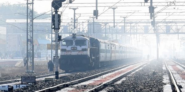 চাৰিযোৰ উৎসৱ বিশেষ ৰে’লৰ সময়সীমাৰ সম্প্ৰসাৰণ