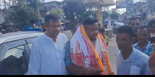 বিজেপিৰ ৰাজ্যিক কাৰ্য নিৰ্বাহক ধ্ৰুৱজ্যোতি গগৈক আদৰণি