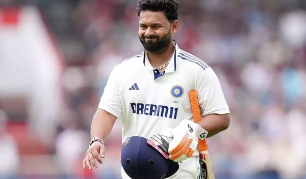 भारतीय बल्लेबाज रिषभ पंत भारतीय बल्लेबाज रिषभ पंत