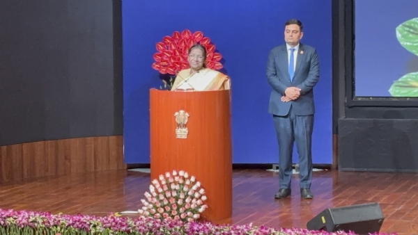 कार्यक्रम में राष्ट्रपति द्रौपदी मुर्मू कार्यक्रम में राष्ट्रपति द्रौपदी मुर्मू