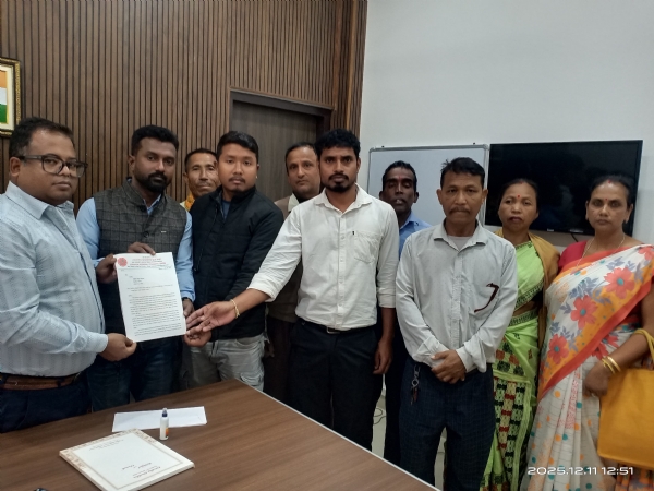 সোণাপুৰত বিনামূলীয়া চাউল বিতৰণ অথন্তৰ সোণাপুৰত বিনামূলীয়া চাউল বিতৰণ অথন্তৰ