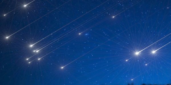 দেওবাৰে নিশা আকাশত দেখা যাব এক দৃষ্টিনন্দন দৃশ্য, উল্কাপিণ্ডৰ বৰষা