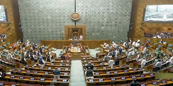 নিৰ্বাচনী সংস্কাৰ সন্দৰ্ভত ৰাজ্যসভাৰ বিতৰ্কৰ সময়ত অভিযোগ আৰু প্ৰতিভিযোগ