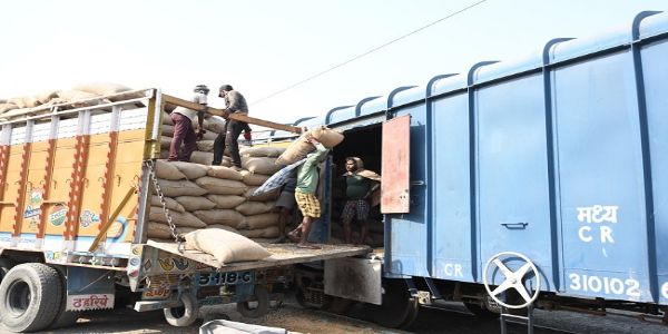 মালবাহী ৰে