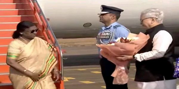 শীতকালীন প্ৰৱাসৰ বাবে হায়দৰাবাদত উপস্থিত ৰাষ্ট্ৰপতি মুৰ্মু