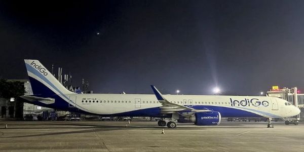 ইণ্ডিগ’ৰ বিমানৰ ব্যাঘাত সন্দৰ্ভত ডিজিচিএৰ কঠোৰ ব্যৱস্থা গ্ৰহণ
