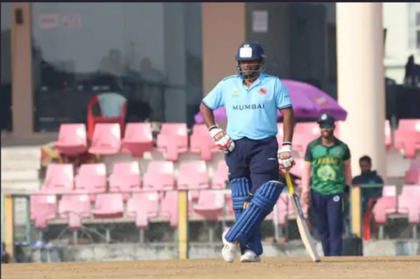 शतकवीर सरफराज खान