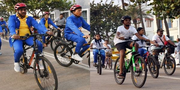 পুডুচেৰীত ফিট ইণ্ডিয়া চাইক্লথনত কেন্দ্ৰীয় মন্ত্ৰী মানসুখ মাণ্ডবিয়াৰ অংশগ্ৰহণ