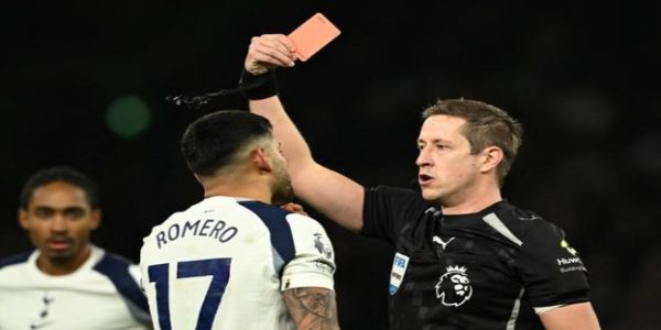 লিভাৰপুলৰ বিৰুদ্ধে ৰঙা কাৰ্ড লাভ কৰি টটেনহামৰ অধিনায়ক ৰোমেৰোৱে সন্মুখীন হ’ব পাৰে দীৰ্ঘদিনীয়া নিষেধাজ্ঞাৰ