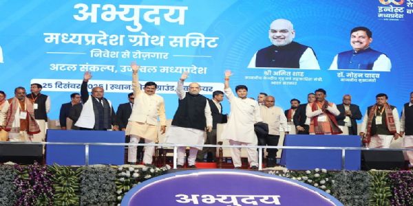 শ্বাহৰ গোৱালিয়ৰত ২ লাখ কোটি টকাৰ প্ৰকল্পৰ ভূমি পূজন আৰু উদ্বোধনী অনুষ্ঠান