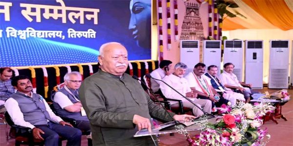 ধৰ্ম আৰু বিজ্ঞানৰ মাজত কোনো সংঘাত নাই; দুয়োৰে গন্তব্যস্থান একে: ডা° মোহন ভাগৱত