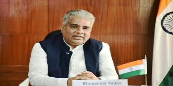 আৰাৱল্লী ৰেঞ্জ সন্দৰ্ভত উচ্চতম ন্যায়ালয়ৰ নিৰ্দেশক আদৰণি মন্ত্ৰী ভূপেন্দ্ৰ যাদৱৰ