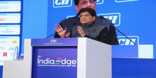 ভাৰতৰ উৎপাদন খণ্ডক শক্তিশালী কৰাৰ বাবে উদ্ভাৱন আৰু দক্ষতা অতি প্ৰয়োজনীয়ঃ পীয়ুষ গোৱেল