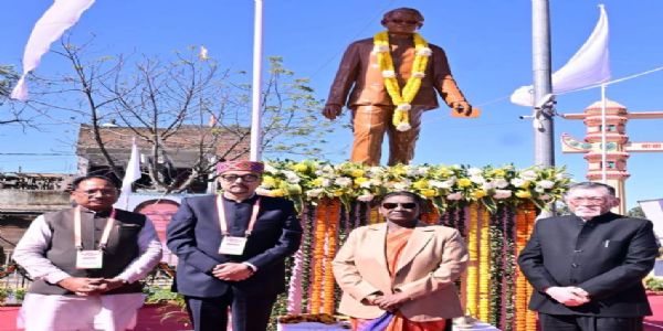 জনজাতীয় জনগোষ্ঠীৰ পৰম্পৰাৰ সৈতে যুৱসকলক আৰু ভৱিষ্যত প্ৰজন্মক সংযোগ কৰাটো গুৰুত্বপূৰ্ণ: ৰাষ্ট্ৰপতি মুৰ্মু