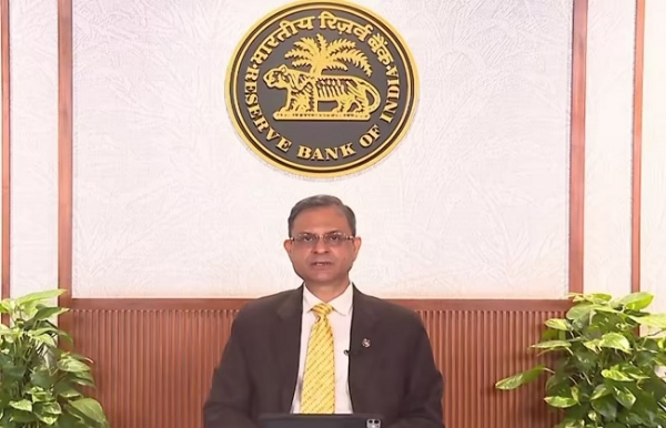 एमपीसी की समीक्षा बैठक की जानकारी देते संजय मल्होत्रा एमपीसी की समीक्षा बैठक की जानकारी देते संजय मल्होत्रा