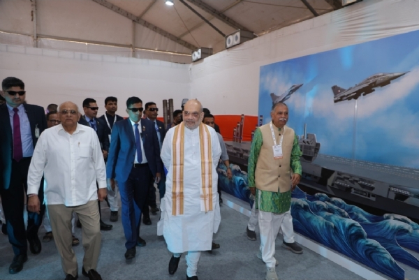 अहमदाबाद में अमित शाह