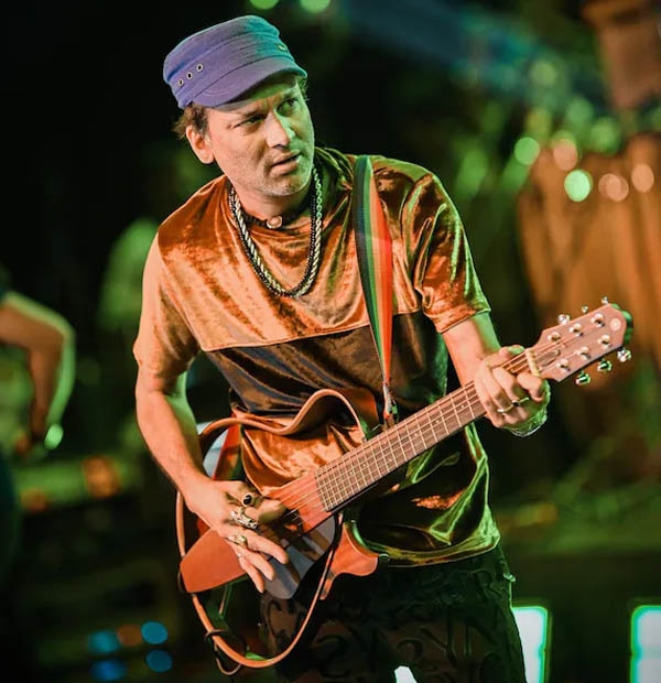 জুবিন গাৰ্গ জুবিন গাৰ্গ