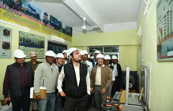 উত্তৰ-পূব সীমান্ত ৰেলৱেৰ মহাপ্ৰৱন্ধকৰ দ্বাৰা নিউ জলপাইগুড়ী ষ্টেচনৰ ব্যাপক নিৰীক্ষণ