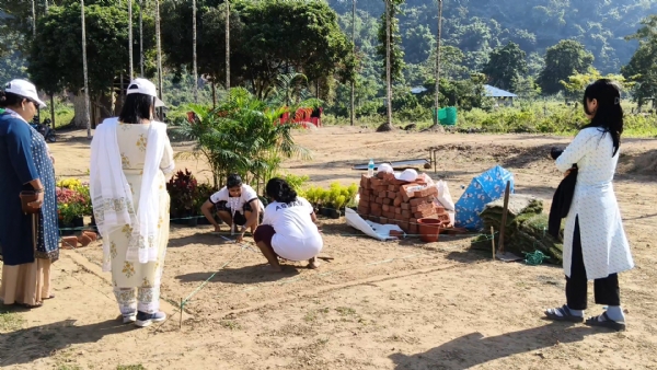 ডিমৰীয়াৰ ধোপগুৰিত Landscape Gardening বিষয়ক এক বিশেষ প্ৰতিযোগিতা। ডিমৰীয়াৰ ধোপগুৰিত Landscape Gardening বিষয়ক এক বিশেষ প্ৰতিযোগিতা।