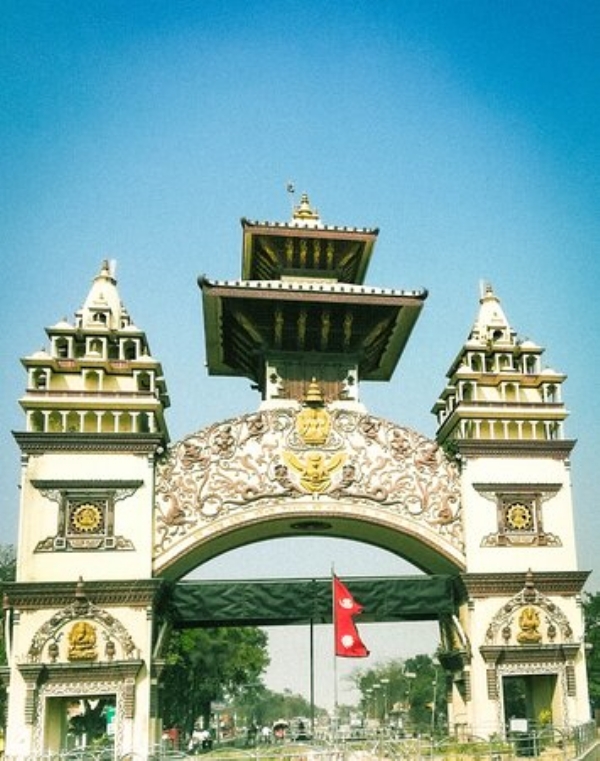 নেপালৰ প্ৰৱেশ দ্বাৰ বীৰগঞ্জ
