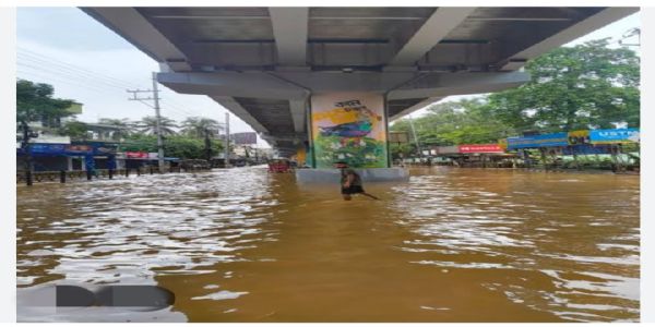 ধাৰাসাৰ বৰষুণৰ ফলত গুৱাহাটীৰ বহু অঞ্চল প্লাৱিত