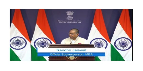 বিশ্ব সমাজে ভাৰত আৰু পাকিস্তানক একে দৃষ্টিৰে নাচায়, ভাৰত সন্ত্ৰাসবাদৰ বলি আৰু পাকিস্তান পৃষ্ঠপোষক